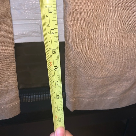 BCBGMaxAzria Cropped Wide leg Tan Linen Pants Mid Rise size 6 - Picture 4 of 8
